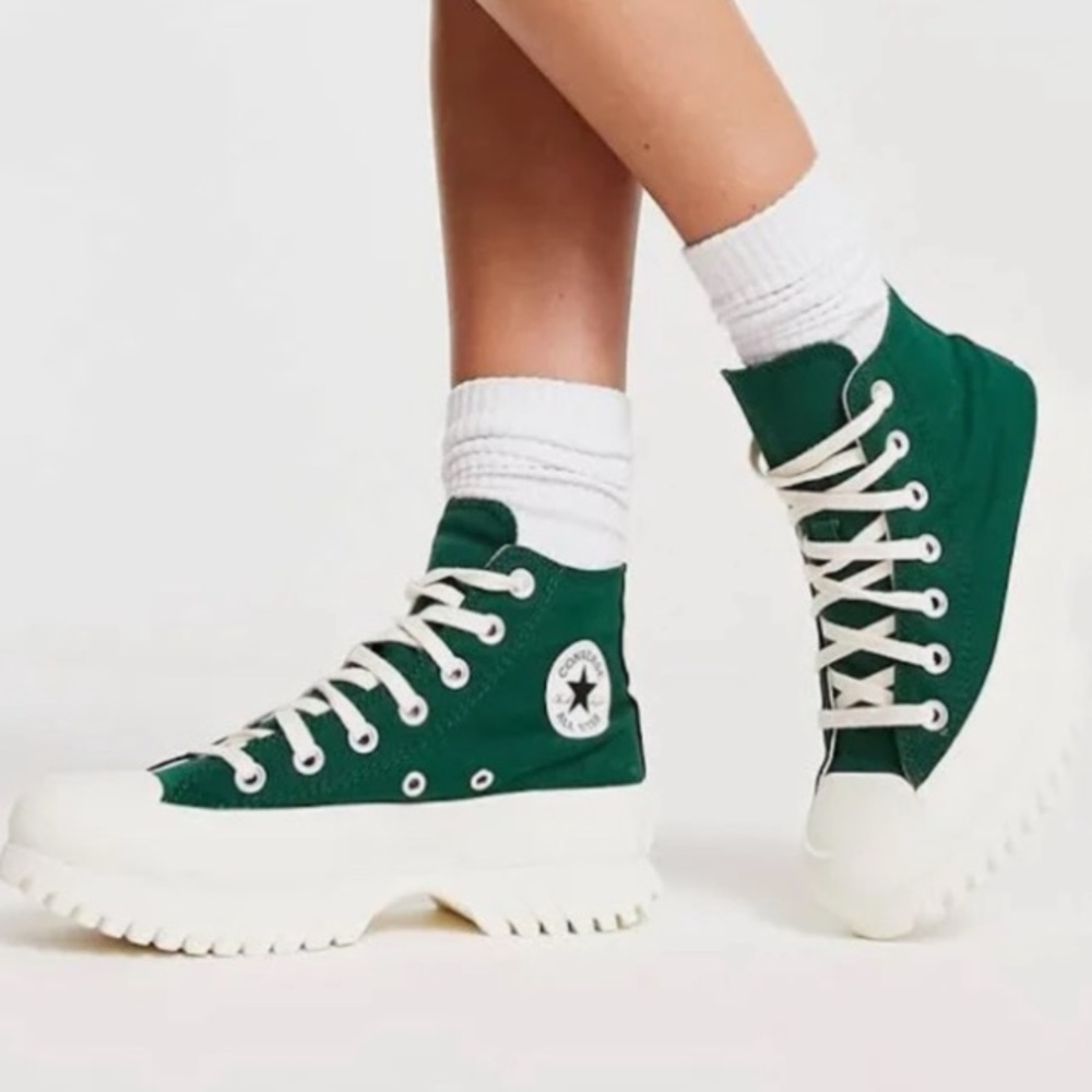 Like new Converse Chuck Taylor All-Star platform Lugged 2.0 collegiate green